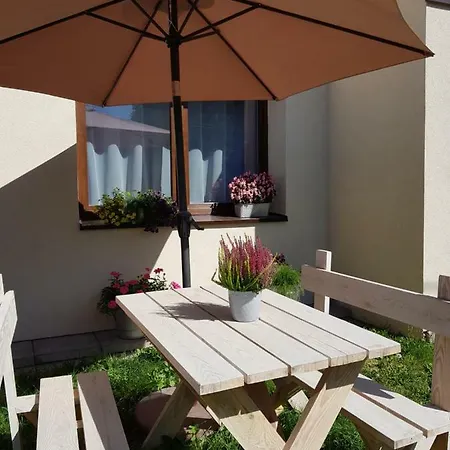 Sielskie Apartamenty Sandoměř Exteriér fotografie
